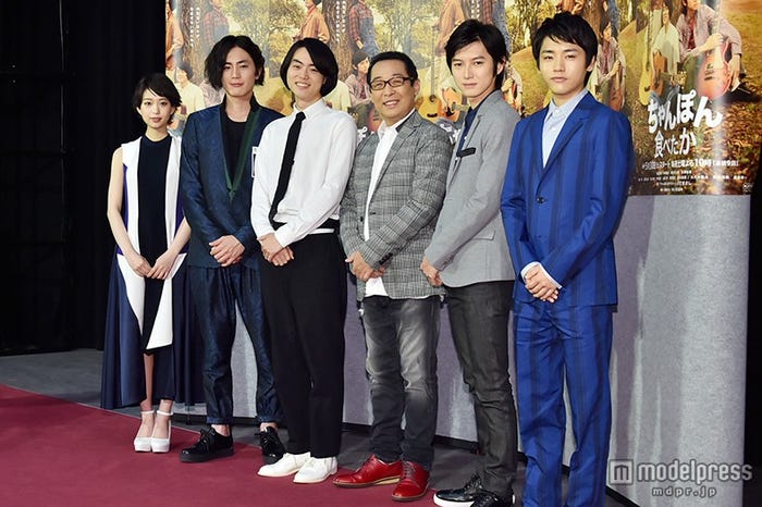 ドラマ「ちゃんぽん食べたか」会見(左から)森川葵、間宮祥太朗、菅田将暉、さだまさし、本郷奏多、泉澤祐希