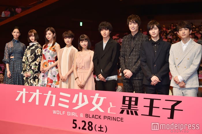 (左より)菜々緒、玉城ティナ、池田エライザ、門脇麦、二階堂ふみ、山崎賢人、鈴木伸之、横浜流星、吉沢亮(C)モデルプレス