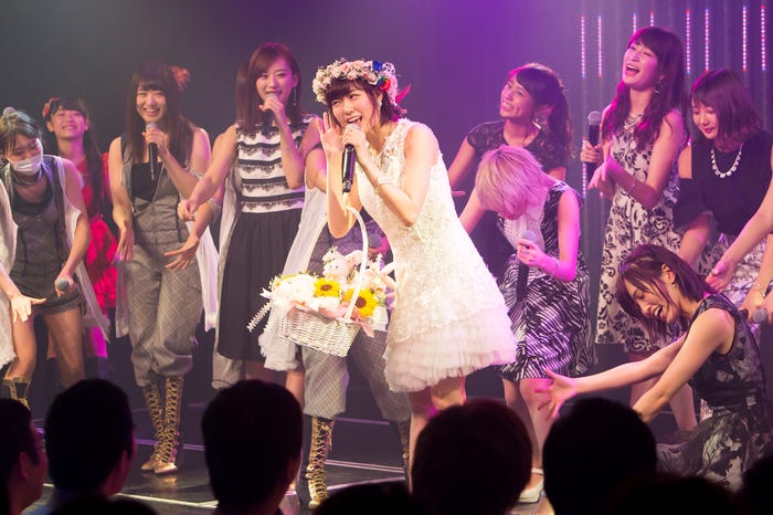 渡辺美優紀への盛大な卒業セレモニー!(C)NMB48