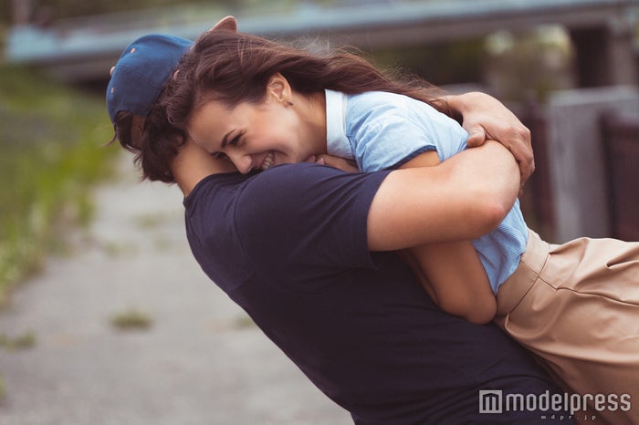 やっぱり男性は癒やされたい 癒し系女子になるためのコツ5つ モデルプレス やっぱり男性は癒やされたい 癒し系女子になるためのコツ5つ モデルプレス