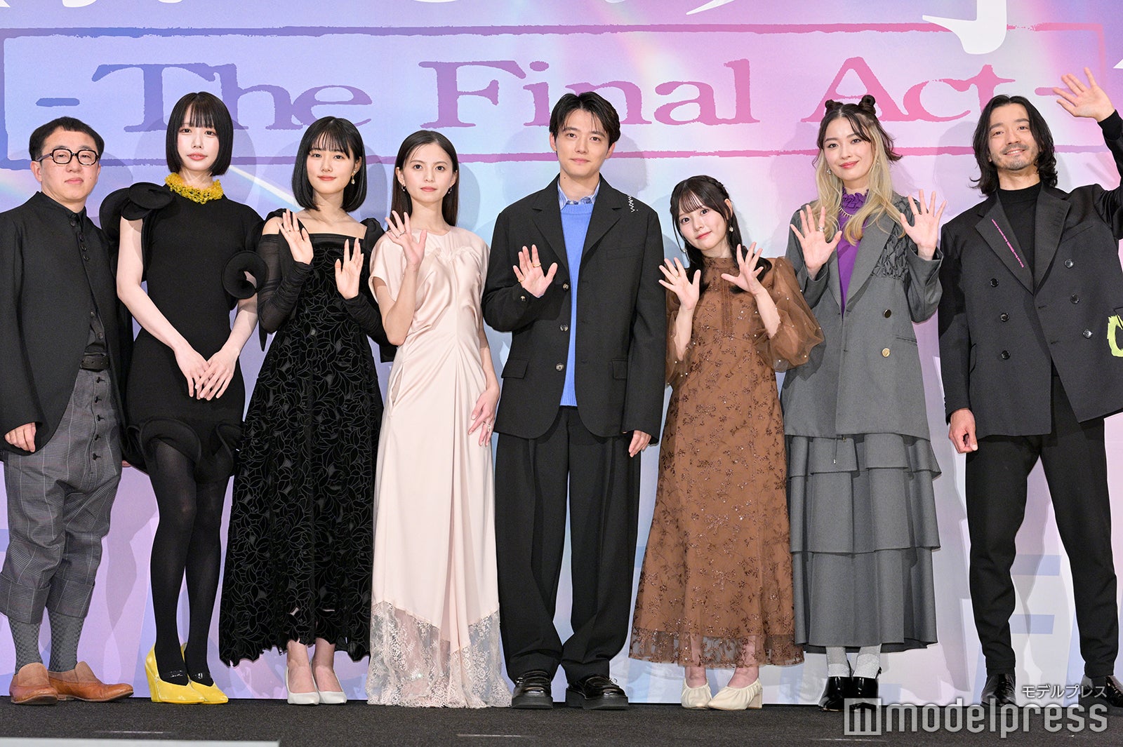 スミス監督、あの、原菜乃華、齋藤飛鳥、櫻井海音、齊藤なぎさ、茅島みずき、金子ノブアキ（C）モデルプレス