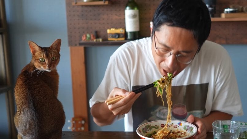夏の一人飯が変わる!徳井流サッポロ一番塩ラーメンの絶品担々風アレンジ
