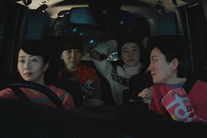 木南晴夏、平岩紙、山田真歩、鈴木杏「ホットスポット」第9話(C)日本テレビ