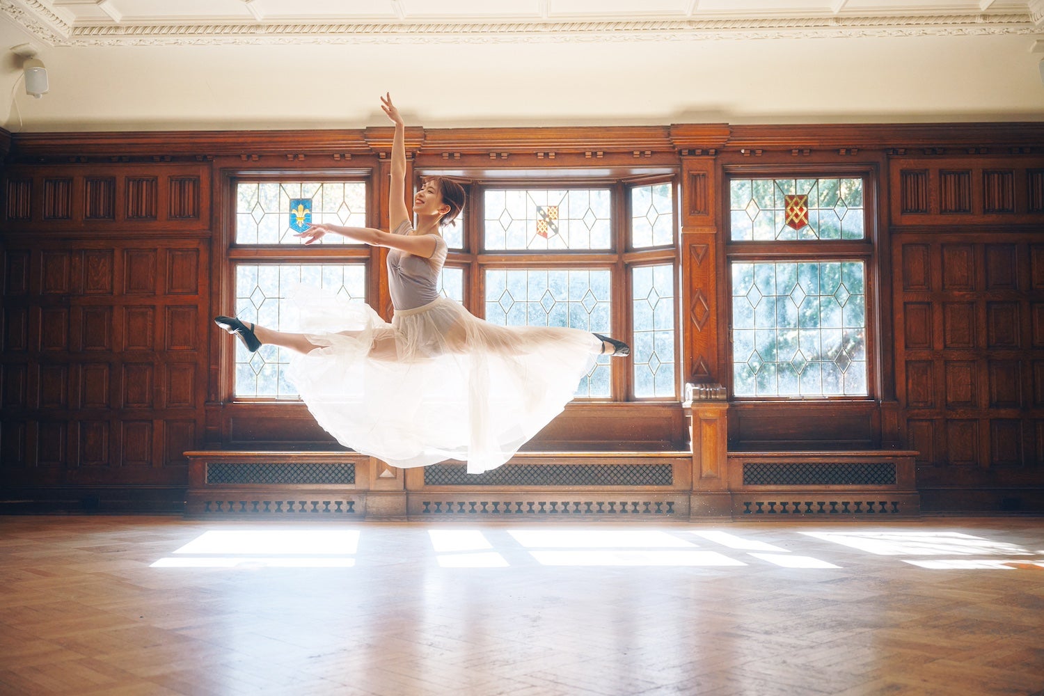 松田好花 1st写真集「振り向いて」／撮影：岡本武志／講談社