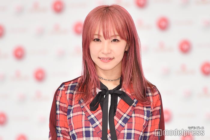LiSA (C)モデルプレス
