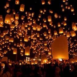 タイの「イーペン・サンサーイ」/photo by John Shedrick