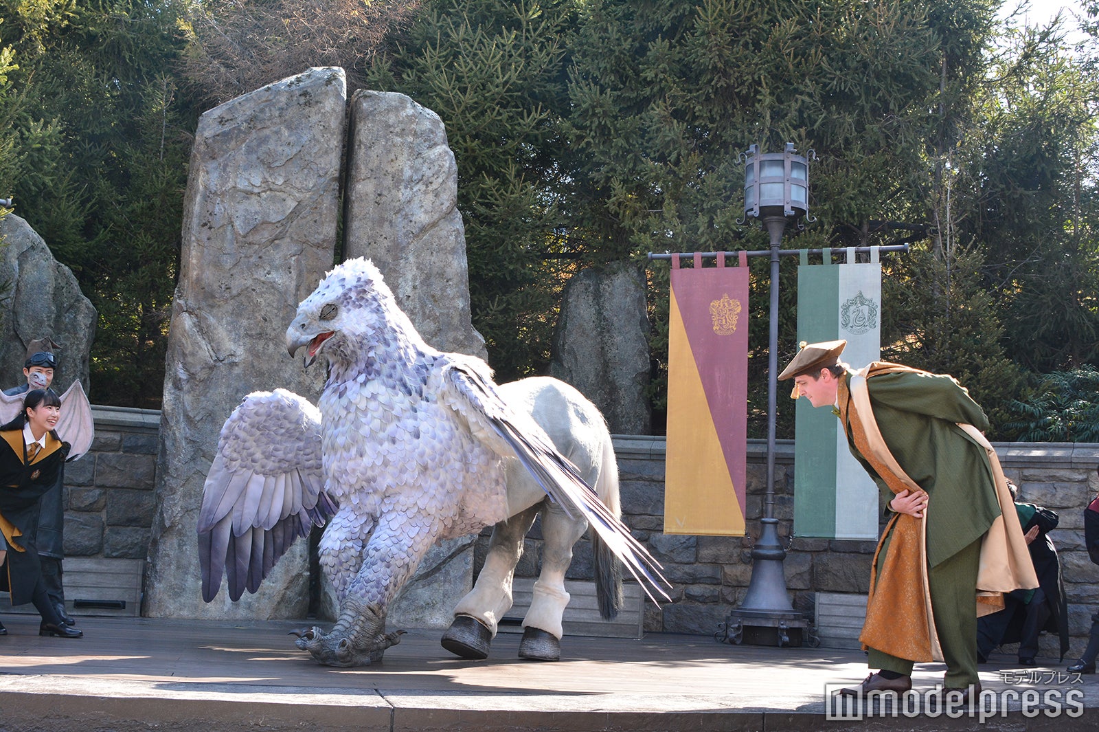 ヒッポグリフ（C）モデルプレス