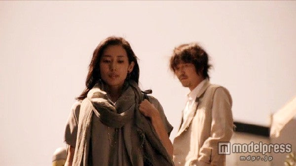 Jujuの新曲mvが話題 そこから見える男女の恋愛感の違いとは モデルプレス Jujuの新曲mvが話題 そこから見える男女の恋愛感の違いとは モデルプレス