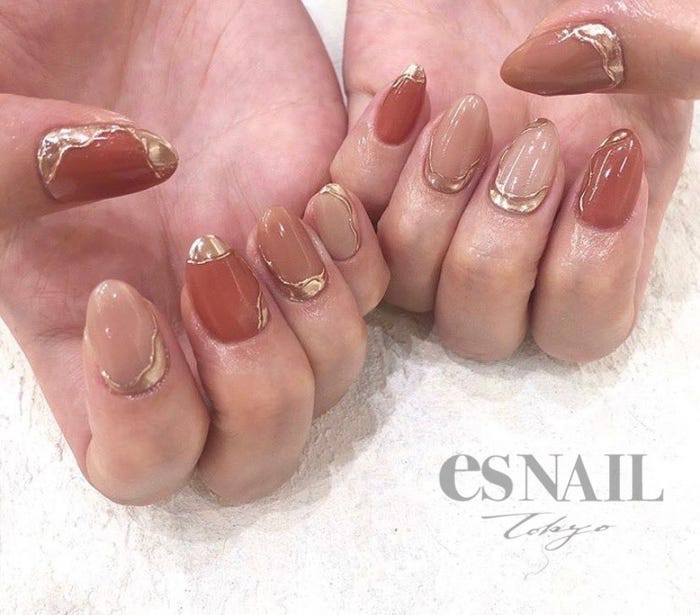 “変形フレンチ”ネイル特集 定番デザインを今っぽく【アプリ限定/プレゼント企画あり】