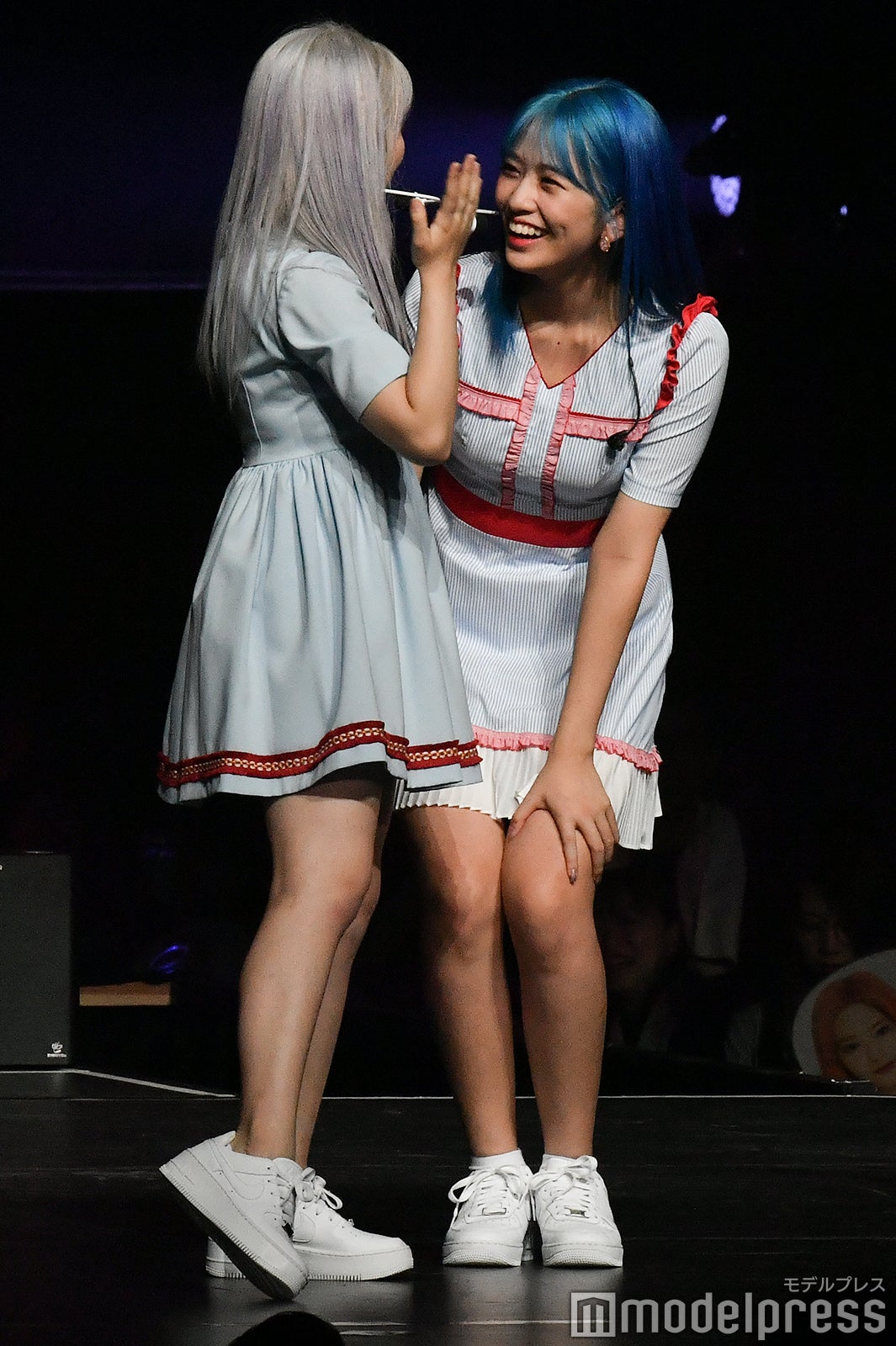 矢吹奈子、アン・ユジン （C）モデルプレス