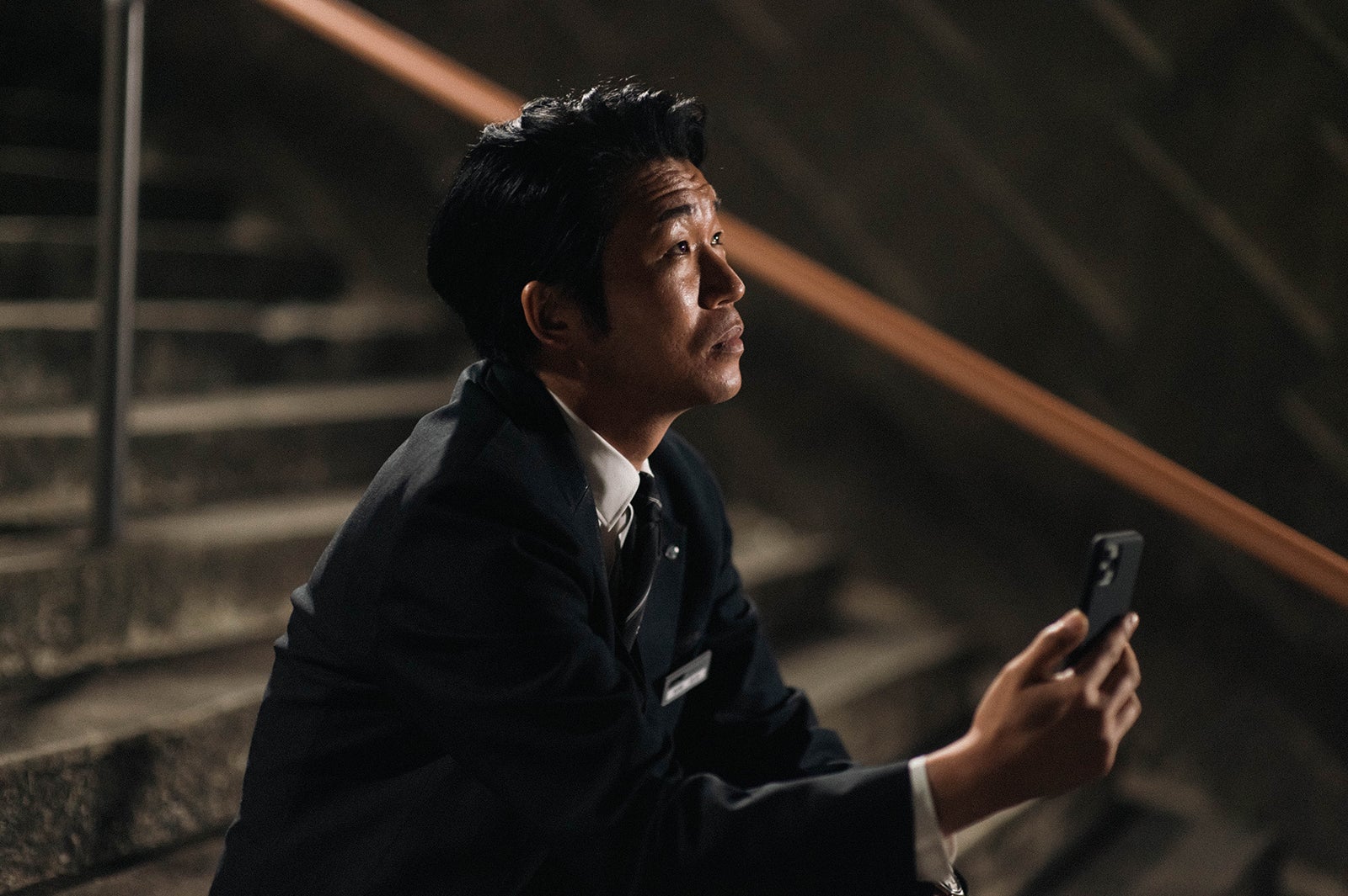 高橋努 （C）2022「散歩時間～その日を待ちながら～」製作委員会