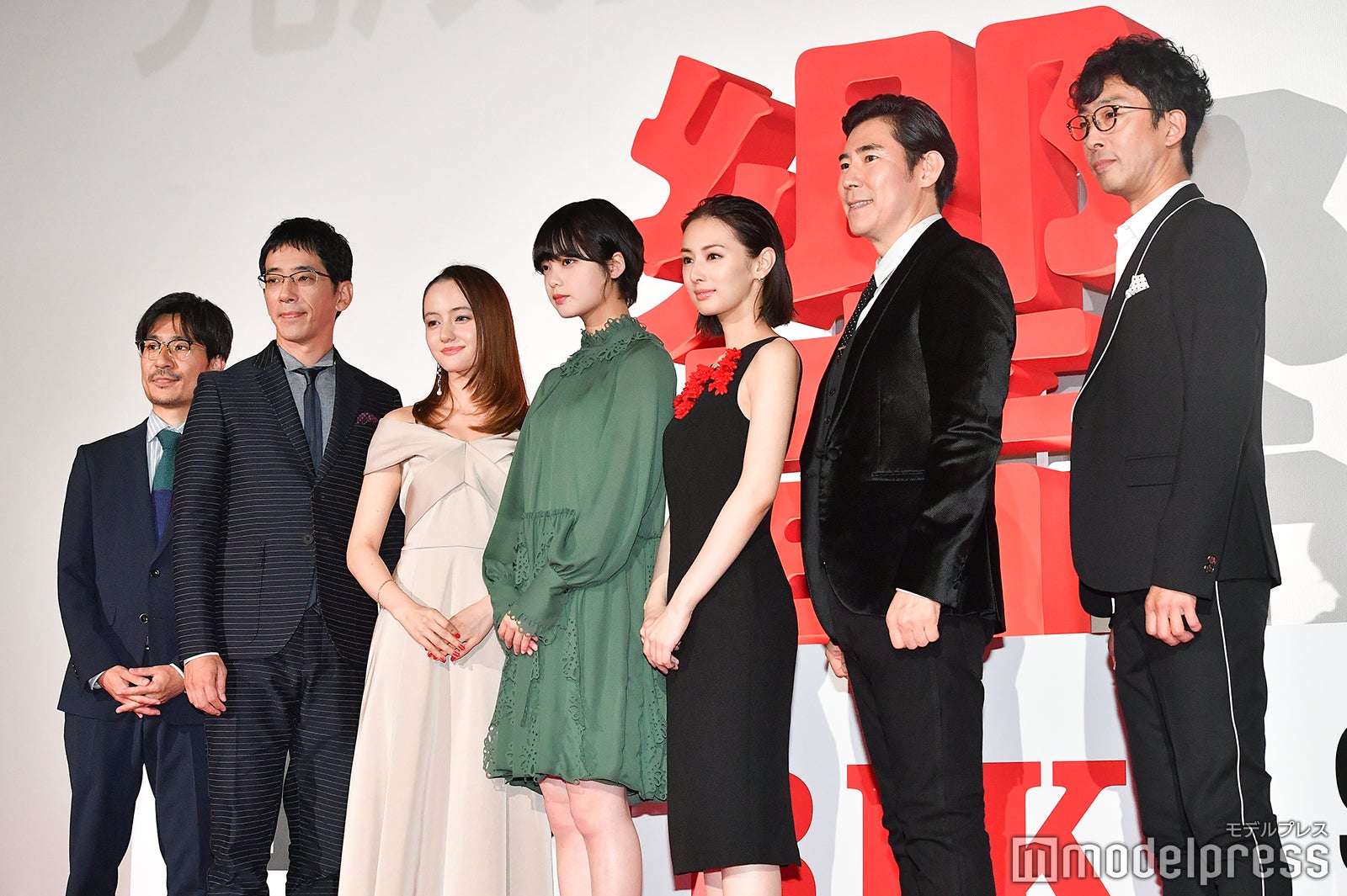 月川翔監督、野間口徹、アヤカ・ウィルソン、平手友梨奈、北川景子、高嶋政伸、北村有起哉（C）モデルプレス