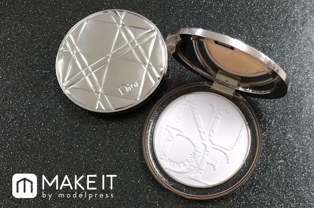Dior／ディオールスキン ミネラル ヌード マット パウダー／全6色／各5,500円（税抜） (C)メイクイット