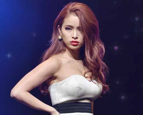モデル尾崎紗代子、すっぴん・勝負下着・自宅全公開に反響「何もかも完璧」