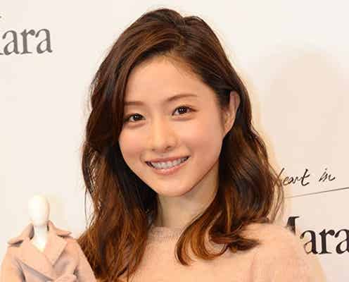 石原さとみ、理想のデートは? 大人の色気たっぷりの微笑みで魅了