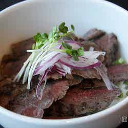 スコッチバンク/希少肉のNice to Meat 丼/画像提供:肉食女子博実行委員会