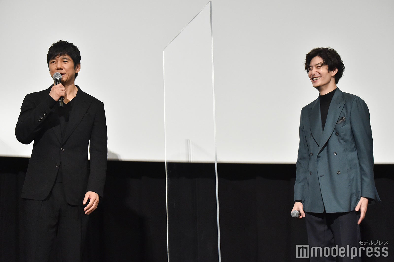 西島秀俊、岡田将生（C）モデルプレス