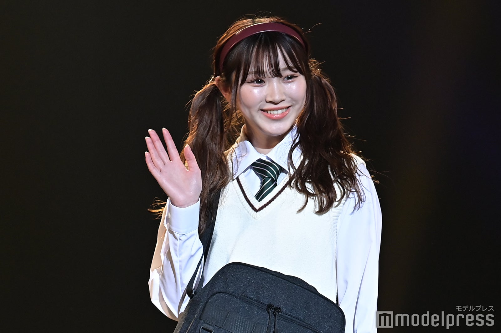 （C）モデルプレス