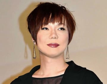 紅白の松田聖子にミッツ・マングローブ圧倒される「あんな真っ白に映りたい！」「自分からも発光してる」