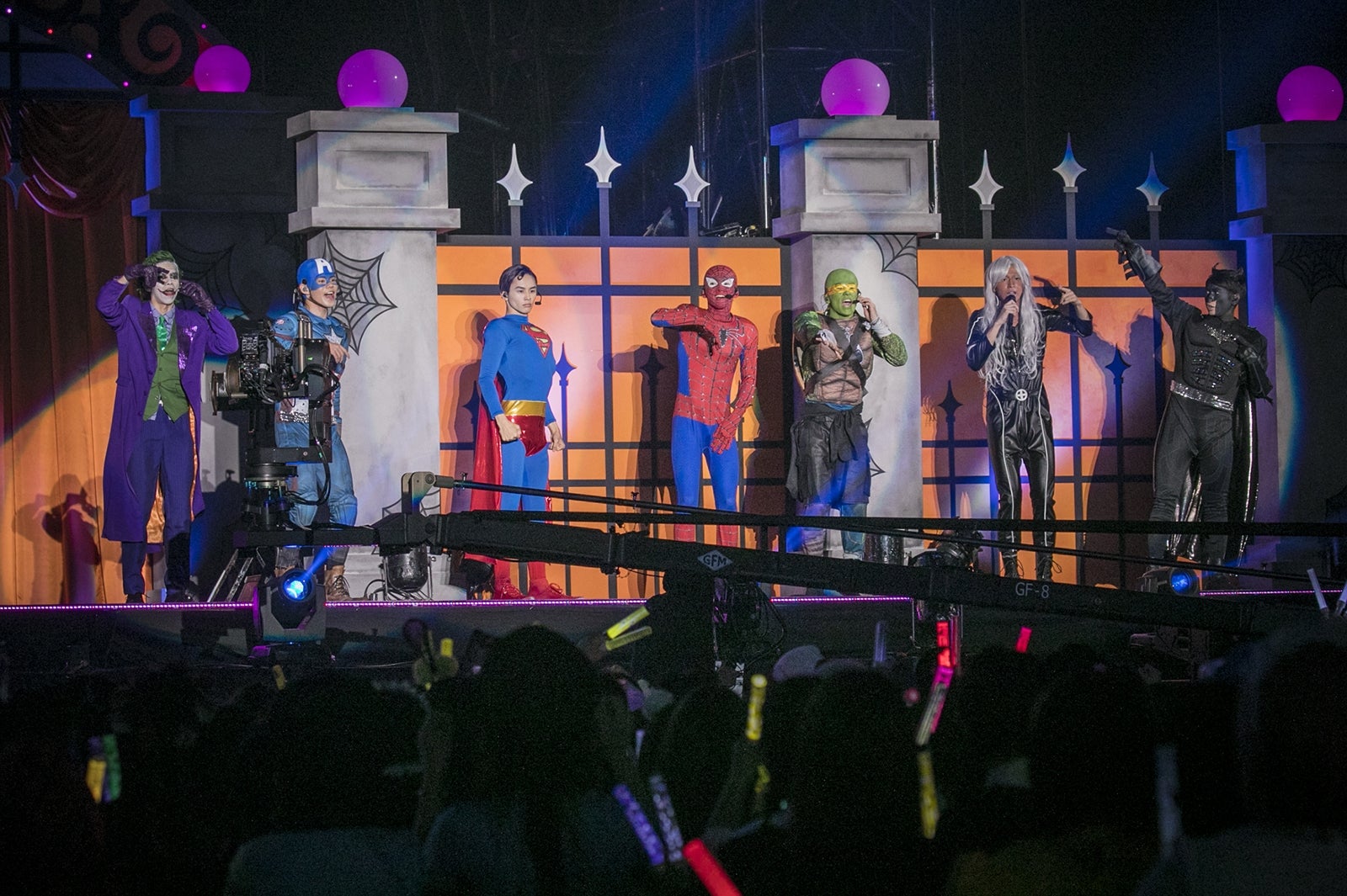 超特急（Photo：米山三郎／西村廣起　写真提供：SDR）