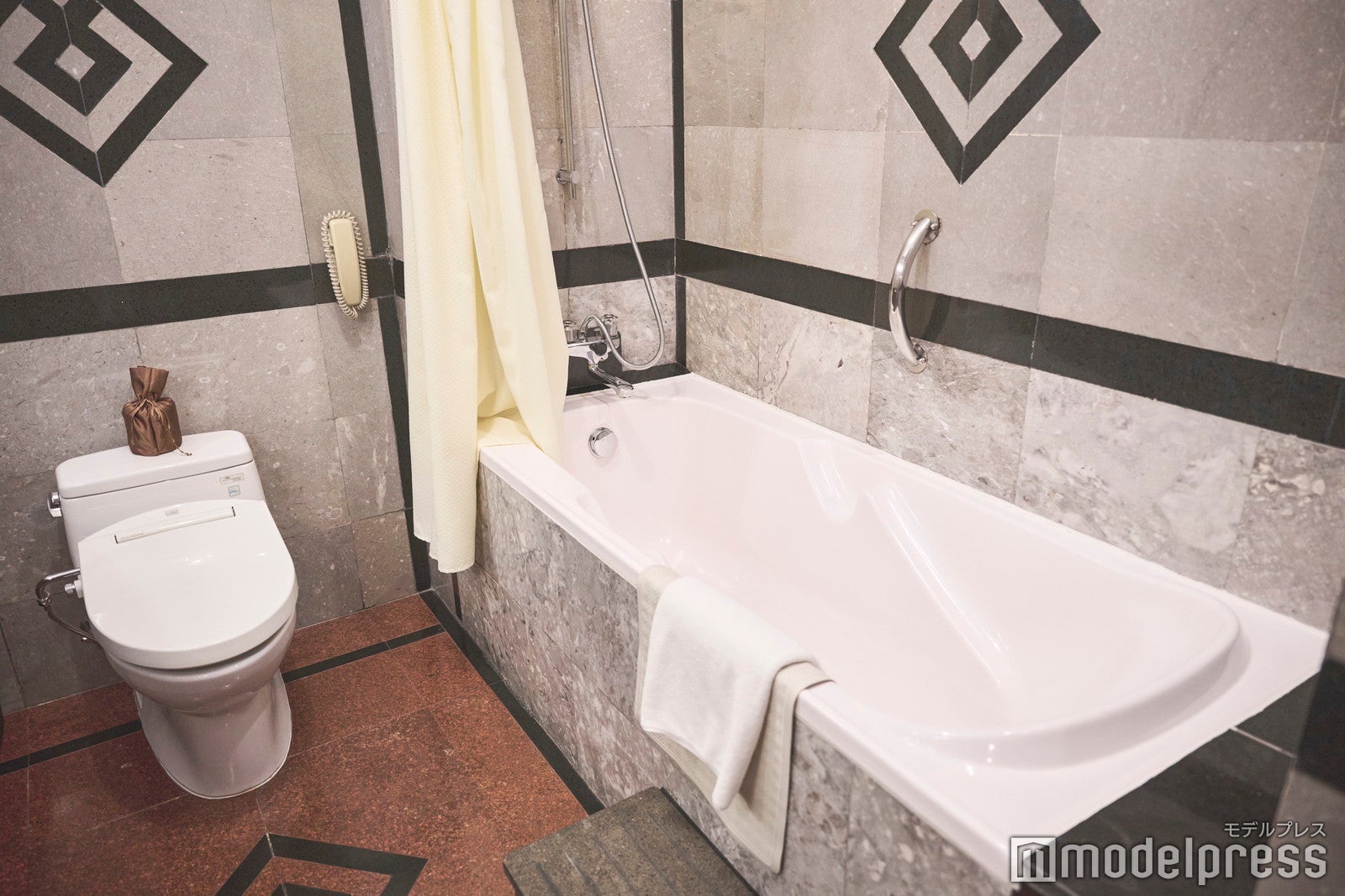 ホテル マジェスティック サイゴン（C）モデルプレス