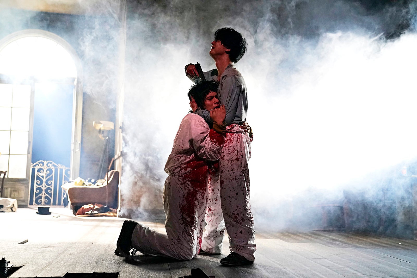 吉沢亮＆北村匠海、兄弟役の舞台開幕「とてつもない衝撃作だと実感」「全てが新鮮」＜マーキュリー・ファー＞