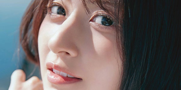 乃木坂46金川紗耶、1st写真集タイトルは「好きのグラデーション」表紙4