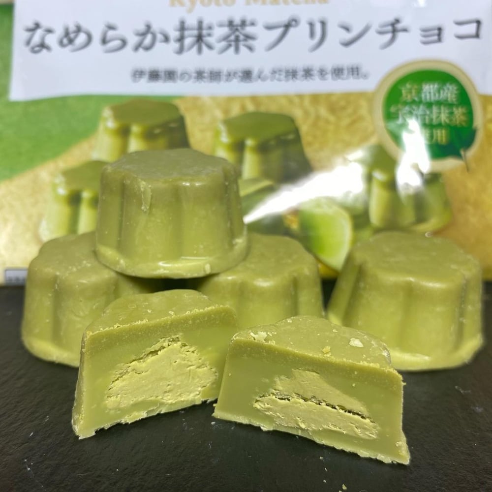 ファミリーマートのなめらか抹茶プリンチョコの写真