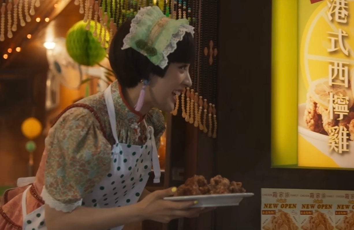 花瀬琴⾳（C）眉⽉じゅん／集英社・映画「九⿓ジェネリックロマンス」製作委員会