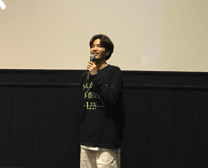 志尊淳 (C)2021映画「さんかく窓の外側は夜」製作委員会 (C)Tomoko Yamashita/libre