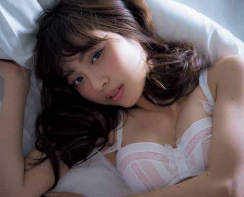 内田理央の美バストに心奪われる 「グラビア人生で一番オンナ」な艷やか色気放出