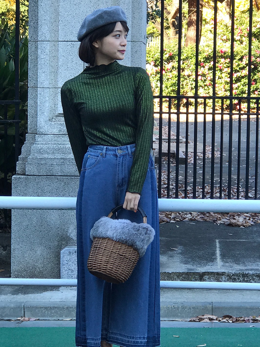 深川麻衣／オフショットより（画像提供：所属事務所）