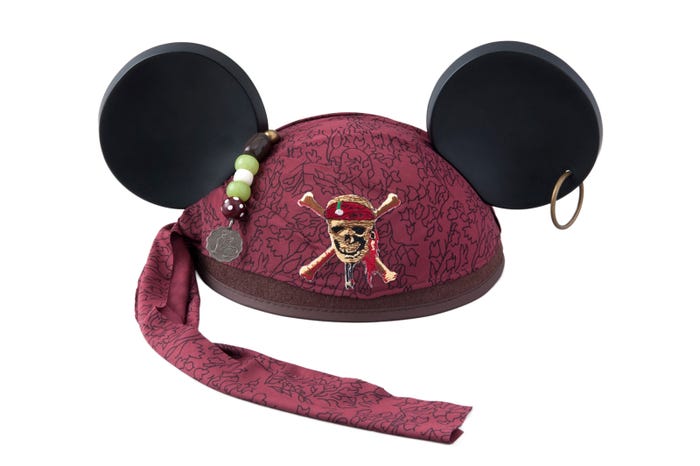 パイレーツのイヤーハット 2,000円 (C)Disney