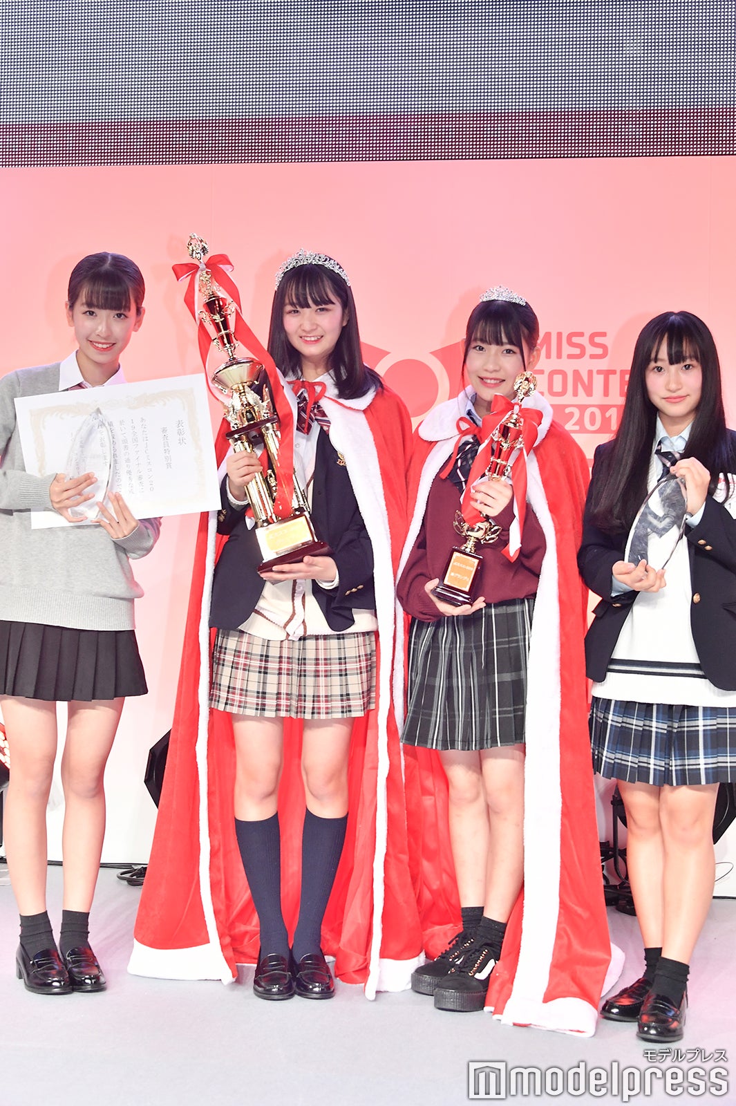 kokoneさん、りおさん、るあさん、あやさん（C）モデルプレス