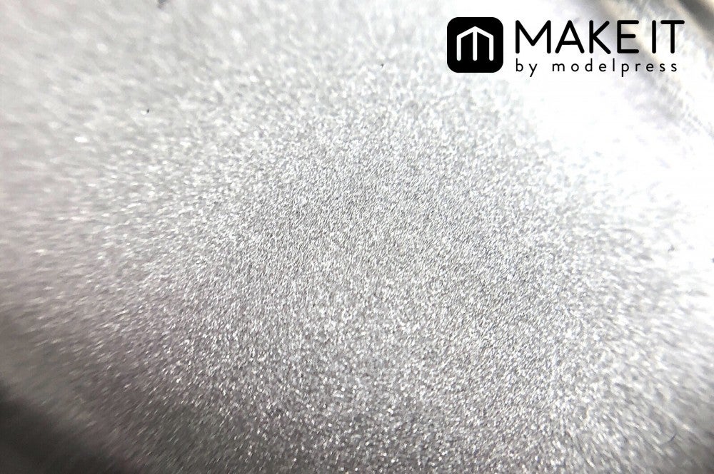 Amplitude／コンスピキュアス ネイルカラー／16 ガンメタリックシルバー (C)メイクイット