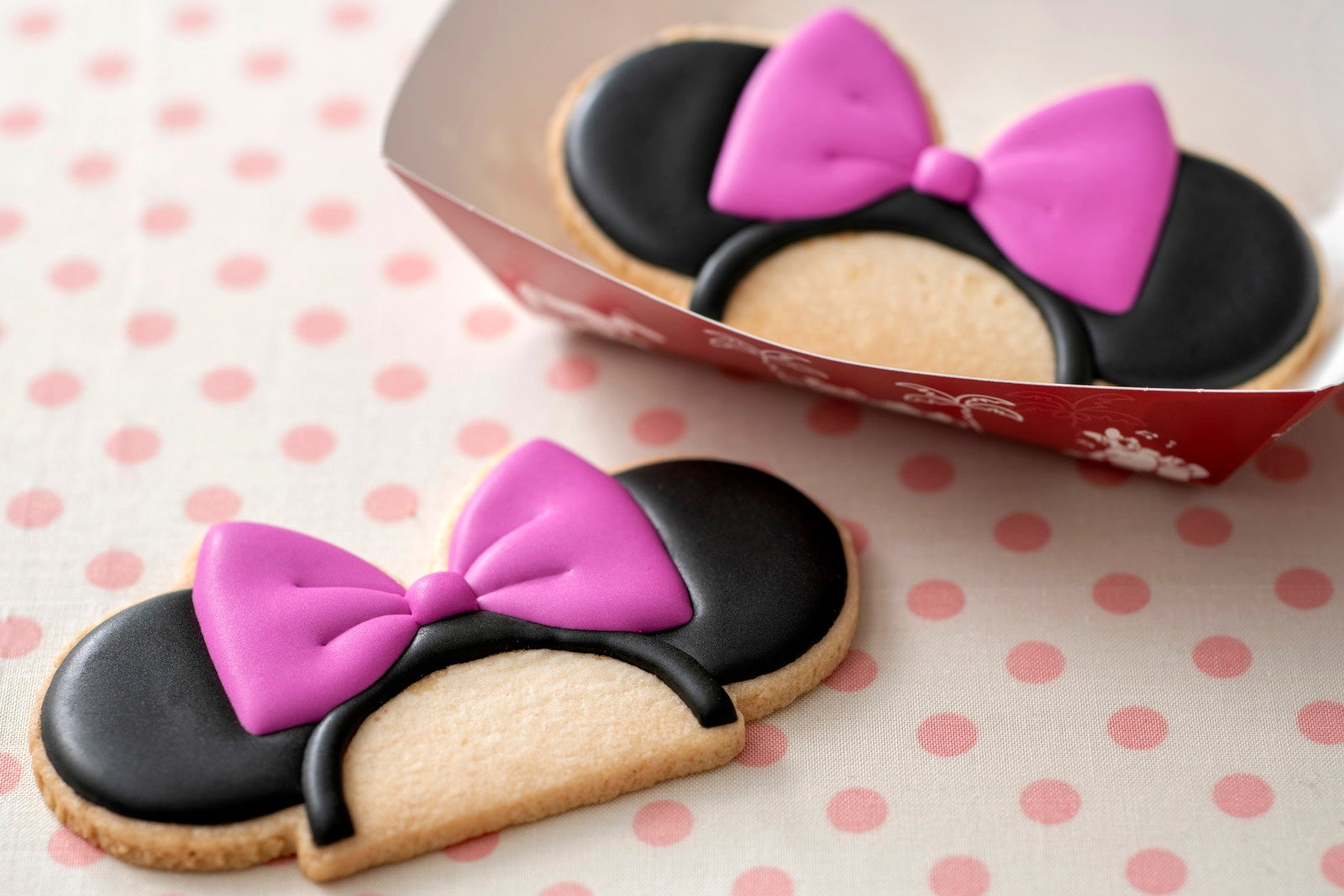 ミニーマウスのカチューシャクッキー￥650（C）Disney