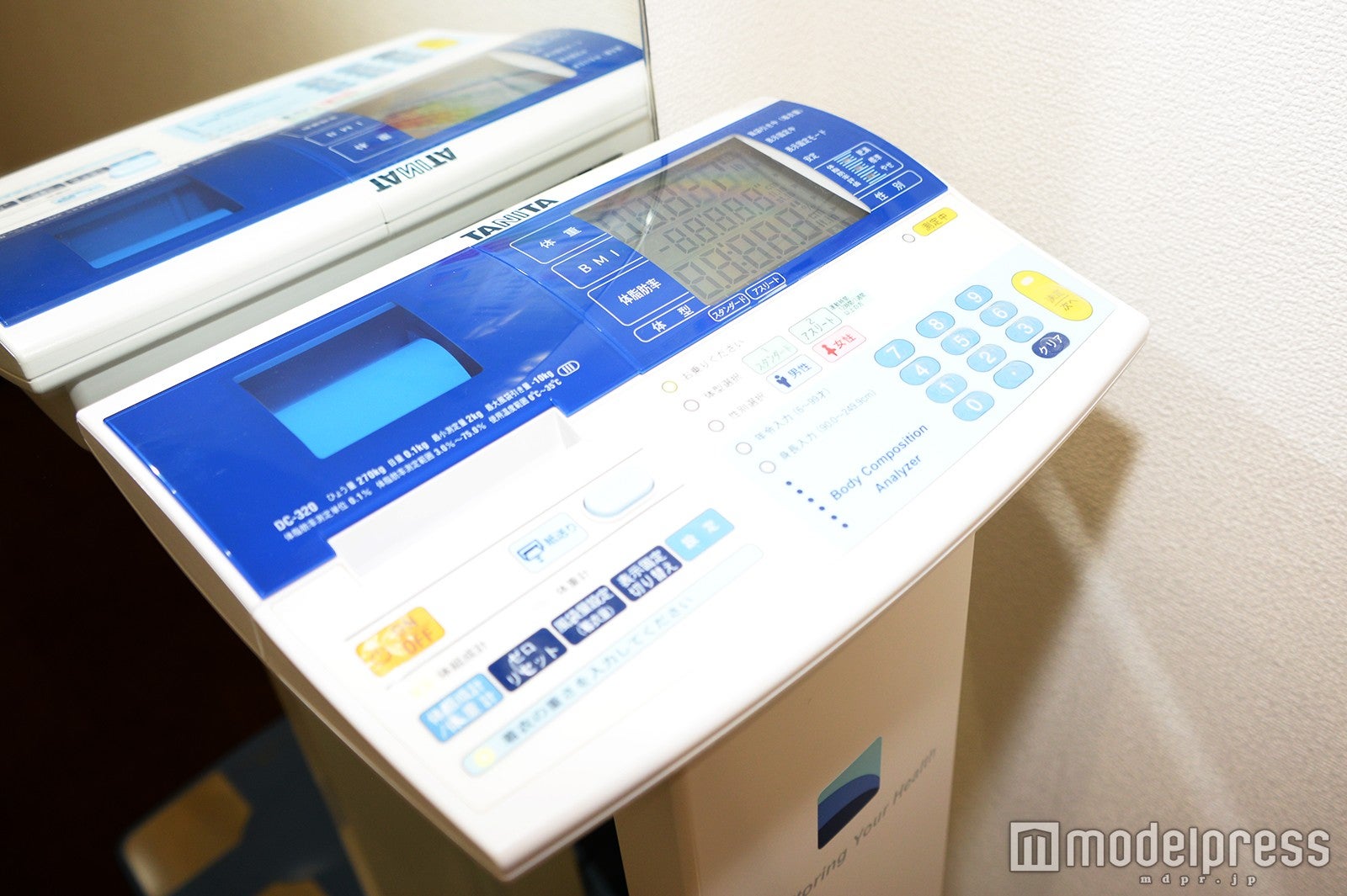 体の内側もしっかり測定（C）モデルプレス