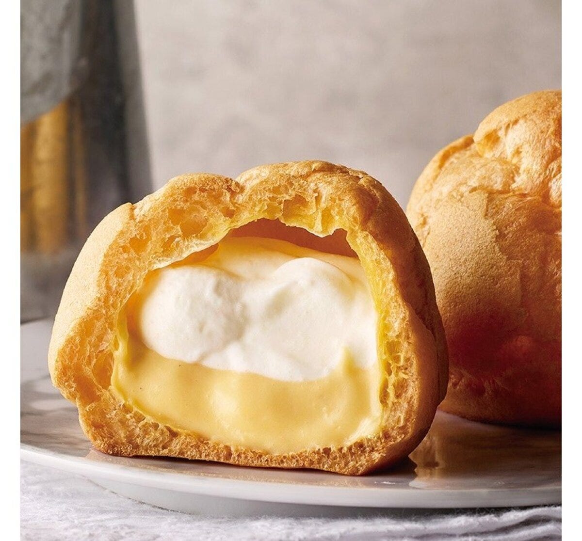 シャトレーゼ ダブルシュークリーム シャトレーゼ ダブルシュークリーム