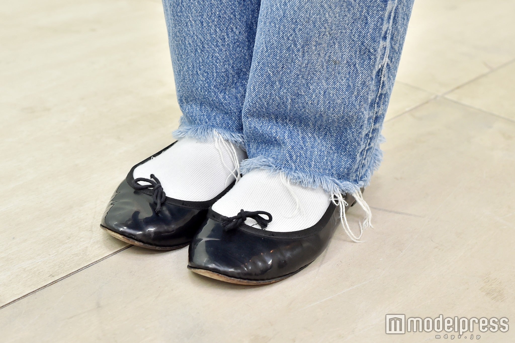 靴は「Repetto」（レペット）」！わたなべ麻衣（C）モデルプレス