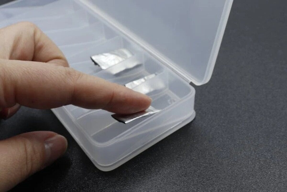 ダイソー おくすりケース(抗菌、14マス) 使用例 ダイソー おくすりケース(抗菌、14マス) 使用例