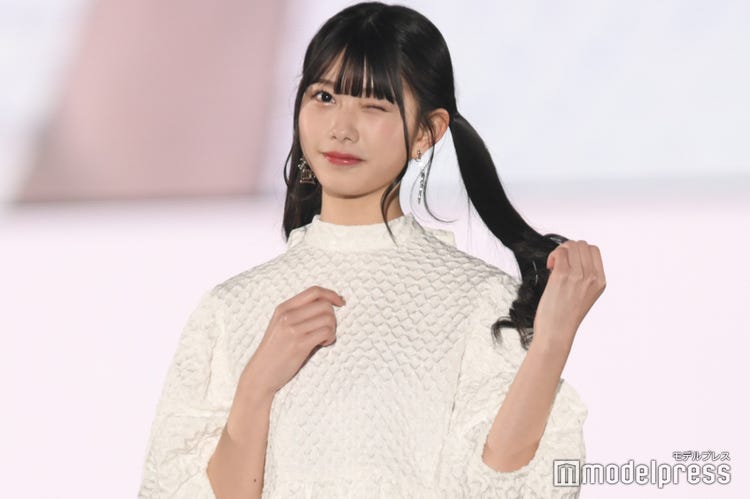 Akb48新曲と Produce48 のリンクが エモい と話題 連日バズる 新センター千葉恵里とは 久しぶりのリップグロス モデルプレス Akb48新曲と Produce48 のリンクが エモい と話題 連日バズる 新センター千葉恵里とは 久しぶりのリップグロス モデルプレス