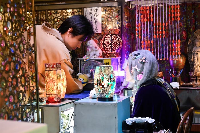 菅田将暉、菊地凛子「もしもこの世が舞台なら、楽屋はどこにあるのだろう」最終話(C)フジテレビ