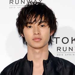 モデルプレス - 山崎賢人、バレンタインの予定は?<東京ランウェイ 2015 S/S>