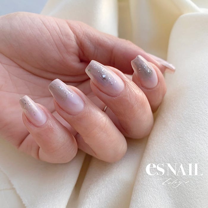 セルフで簡単ニュアンスマットネイル!(画像提供:esNAIL)