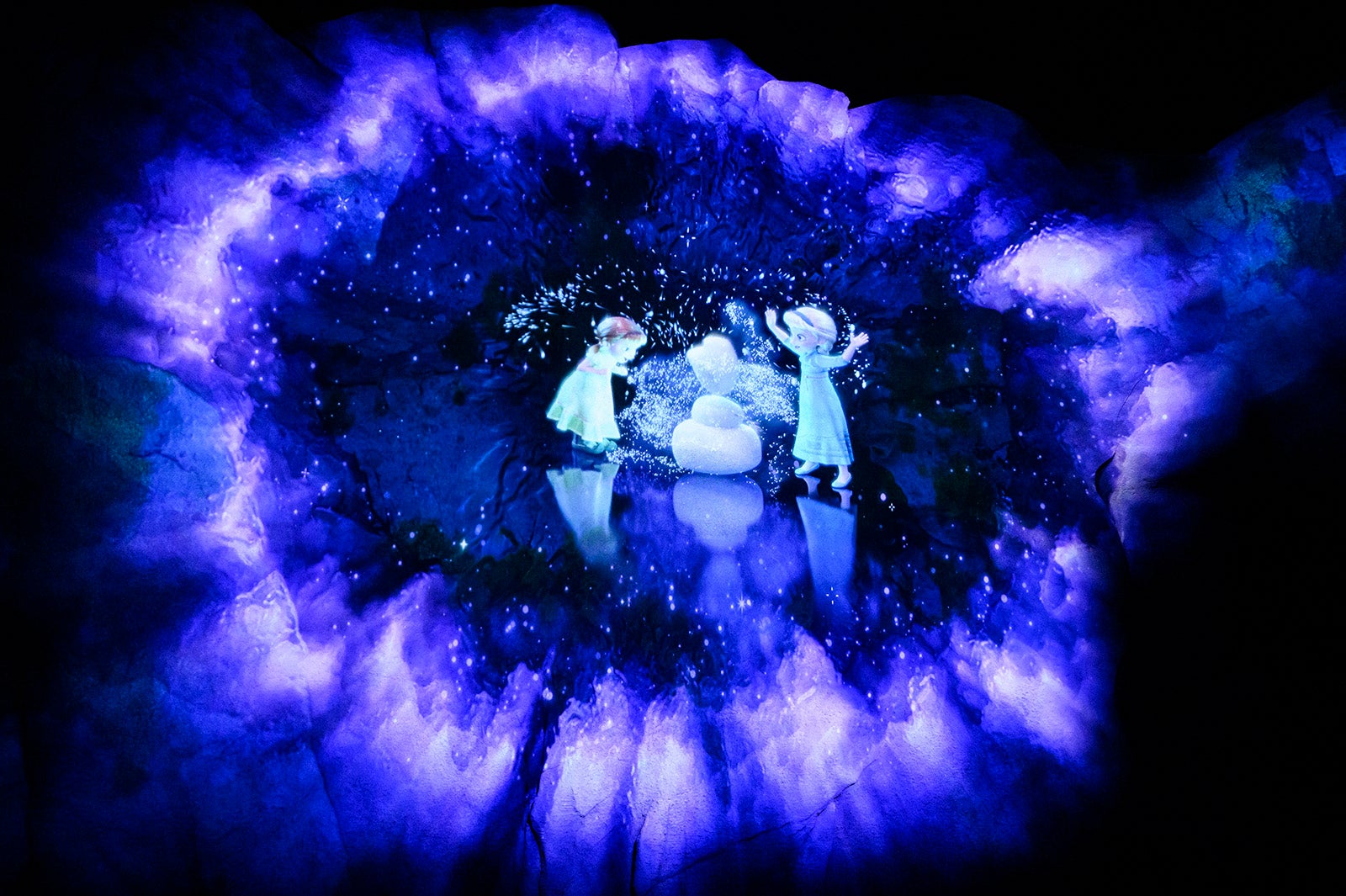 「フローズンキングダム」（C）Disney