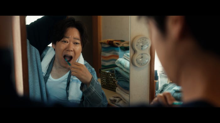 阿部サダヲ『関西電力』新TVCM『心配性の父』篇(提供写真)