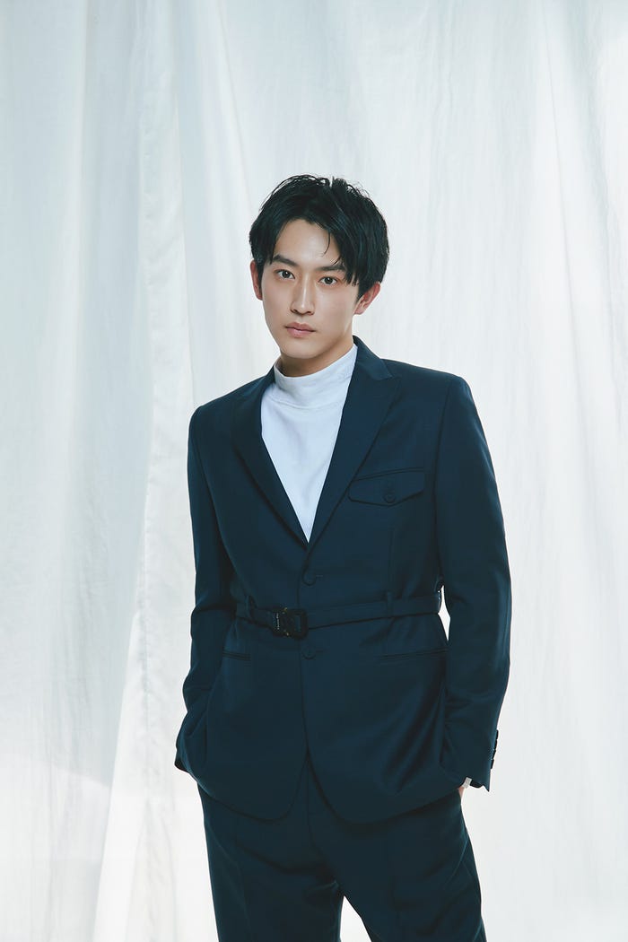 杉野遥亮(C)苗江