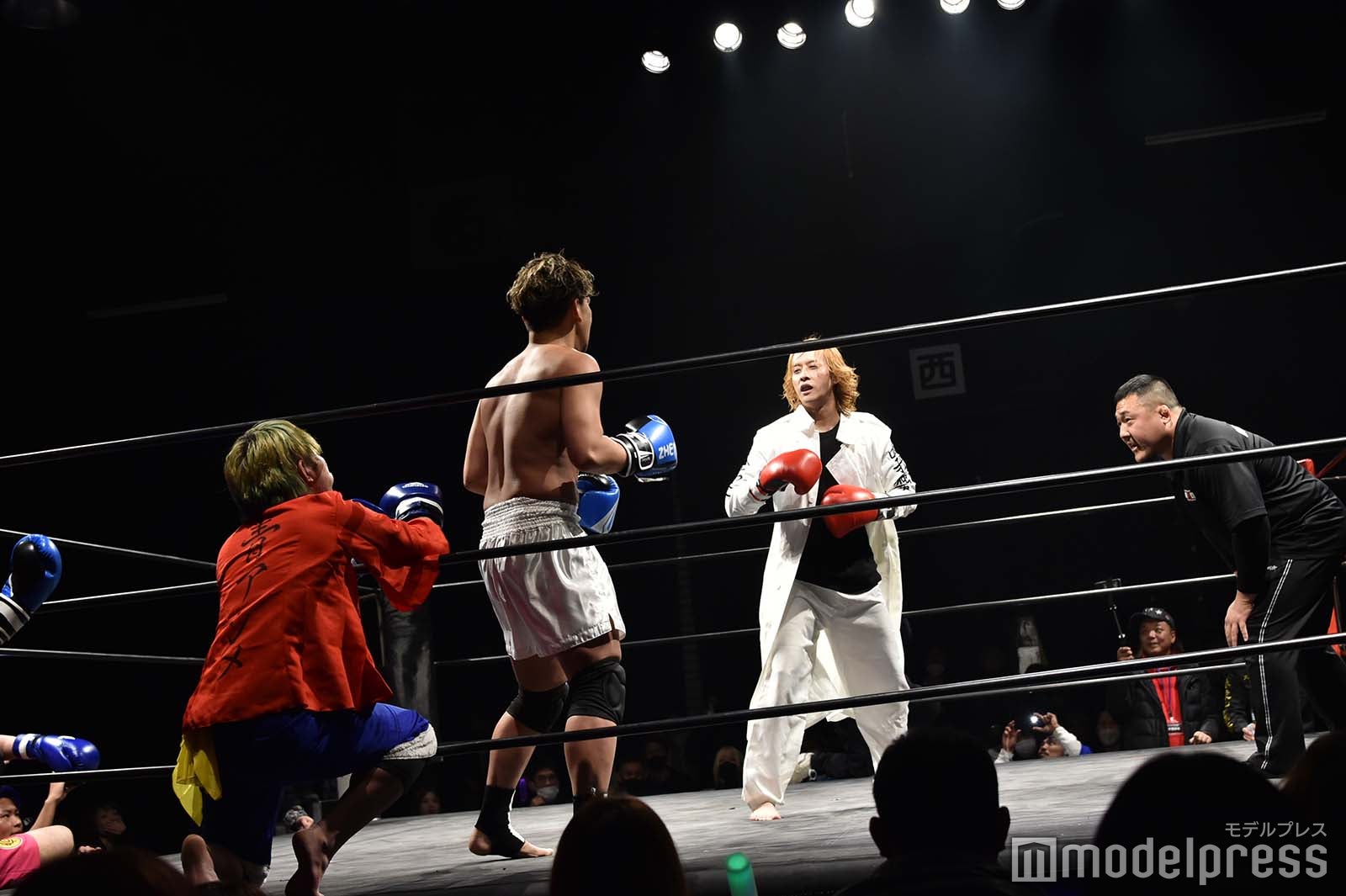 （C）モデルプレス