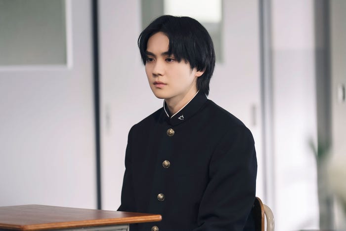 吉野北人(C)2024 映画「遺書、公開。」製作委員会(C)陽東太郎/SQUARE ENIX