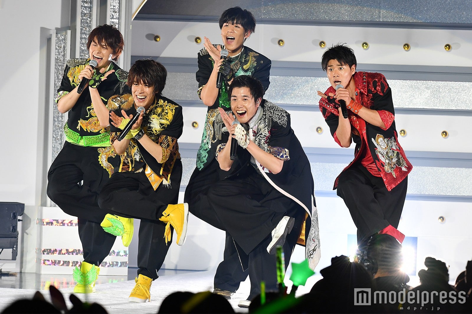 BOYS AND MEN“イケメン選抜”5人が白熱ステージ「表紙に使ってください」